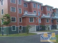 上叠别墅,中心位置,4房2厅3卫,送超大阳光房