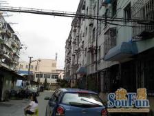 品质小区,环境优美,诚意出售,精装好房