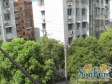 采光充足,小区中心位置,主卧朝南,电梯房,精装修