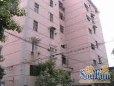 紧靠蓝村46线,新出凤凰楼层,边套全明户型。