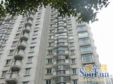 罗山花苑小两房必看,中区采光好,价格美丽,书报可用