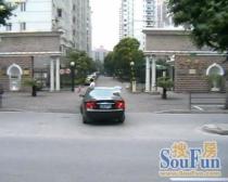 边套南北通透三房,位置安静,阳光充足,采光明亮,厨卫全明