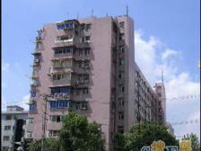 近地铁 产权清晰,精装,通风好,新上房源