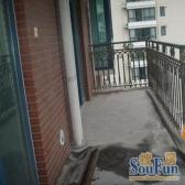 采光充足,小区中心位置,主卧朝南,中式风格