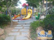 天虹商圈 金色阳光 户型方正 中等楼层噪音小 看房方便