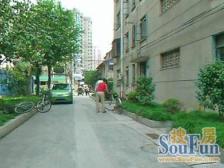 2000年房龄,精装修,拎包入住,实地看,真的很不错