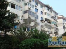 带30㎡南花园,实业采光好,全明东边套,有钥匙