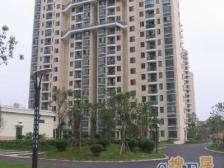 房型正气,近地铁,南北通透,繁华地段,精装修,主卧朝南,业主急售