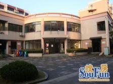 地铁口的两房,全南户型,豪华装修,周边百万商业配套