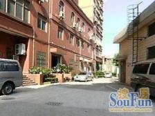 新华医院,两室户,业主诚心出售,交通方便