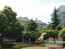 紧靠地铁口,全明户型,采光好,业主换房急售