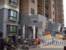 一梯四户,大两房,环境优美,居家装修