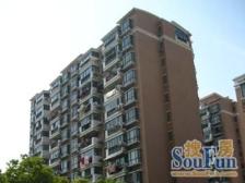 此房小区好位置,户型通透,业主诚意,看房方便