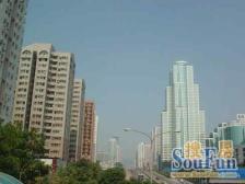 新上!飞机三房小区花园位置有车位近D铁视野无遮挡满五