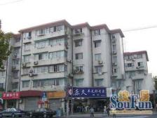 **新出精装修可拎包入住,电梯景观房,采光比较好