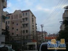 新精装一房一厅 采光晒人 满五 不靠路 产权清晰 近低铁