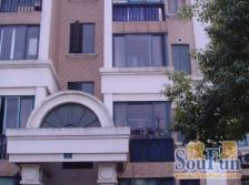 装修近100万,金杨商品房,三个大露台,使用面积超过两百多平