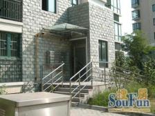 06年商品房 满五 一梯两户 南北通 楼层好 小区位置佳