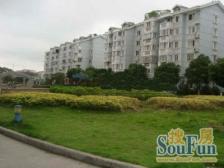 主卧朝南,小区中心位置,一梯两户,采光充足,居家装修