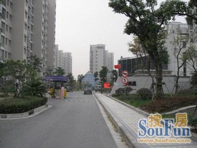 小区相关图