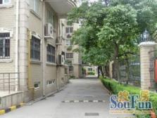 一梯四户,大开间,环境优美,居家装修