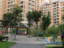 12号线爱国路站顶楼复式/环境优美/地铁房/视野好诚意出售