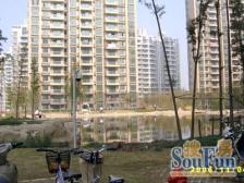 中式风格,一梯两户,采光充足,近地铁,房型正气,环境优美