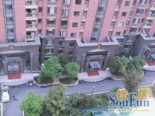 南北通透,交通便利,精装修,复式房,带露台,繁华地段