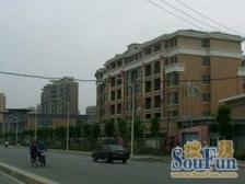 别墅小区,满五税少,中层精装,出门步行街,诚意出