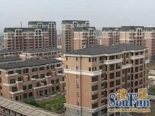 此房满五年,精装修两年,保养的很好,业主诚意出售