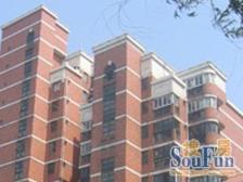 电梯大三房,有4个阳台,得房率高,有车位!