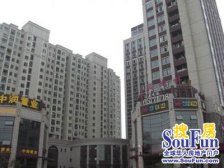 此房属于中上楼层 有管道燃气 属于70年产权成套住宅