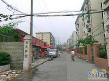 近地铁 一楼带院子 采光不挡 满五 看房方便 业主诚意