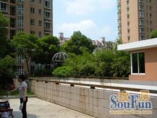 房型正气,采光充足,小区中心位置,交通便利