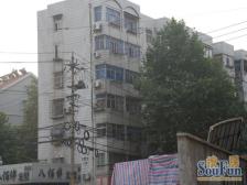 迈皋桥街老街风情边户二室一厅