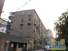 8/10号线双轨,满五,业主诚意出售,配套成熟,中间楼层