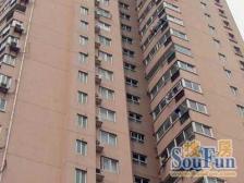 大开间,卫生间全明,品质小区,小区入口附近