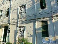 地铁口+全明房+随时可以看房+小区中间位置+诚意售