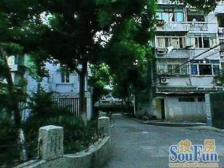 采光充足,精装修,大开间,得房率高,小区中心位置