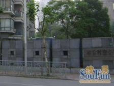 位置安静,小户型,交大附小旁边,满五年税费少,业主降价急卖!