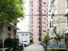 新上环宇城旁2居室 近地铁口 精装修附带品牌设施