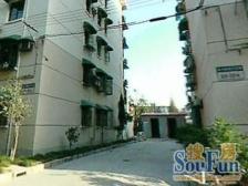 95年近8号地铁站近黄兴公园非顶楼