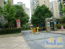 梦中情房顶楼复式 白玉兰奖得主南北双露台