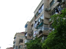 位置好,中间楼层,无遮挡采光佳,配套成熟