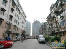 价格惊喜,看房随时,中间楼层、2022年精装修