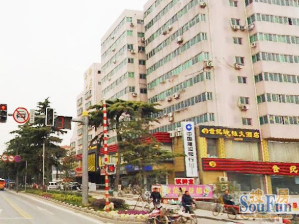 华御大厦实景图