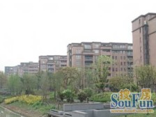 近地铁 中间楼层,无抵押 随时看房,新上房源