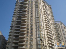 江临天下主楼位置江景4房+现代装修风格+入住仅一年