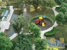 环境优美,采光充足,独立电梯,靠近花园