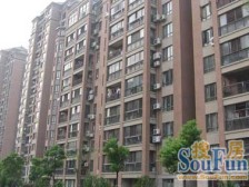 新嘉里城旁+60平花园+标准三房